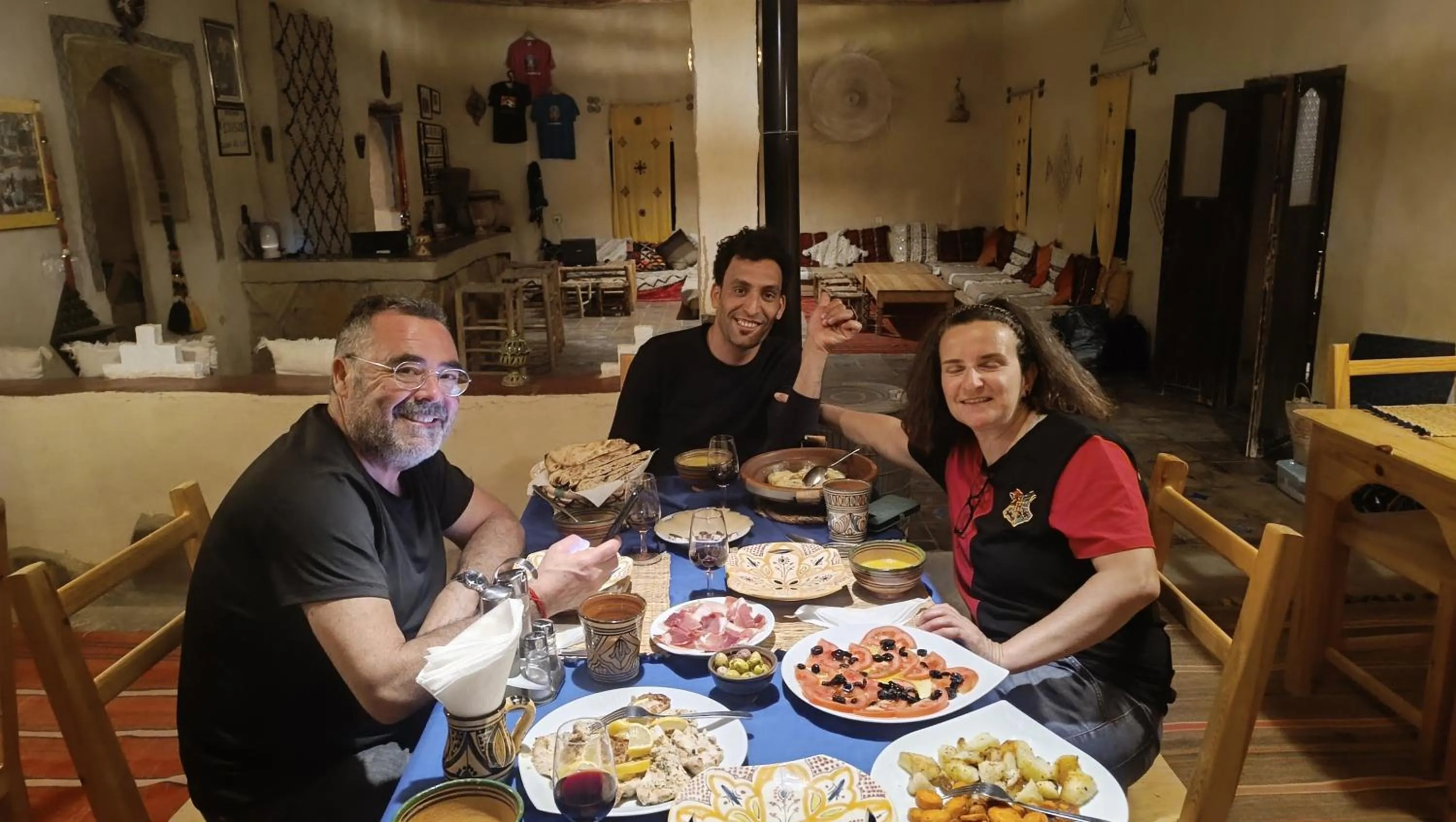 Restaurant/places to eat in kasbah luna del sur
