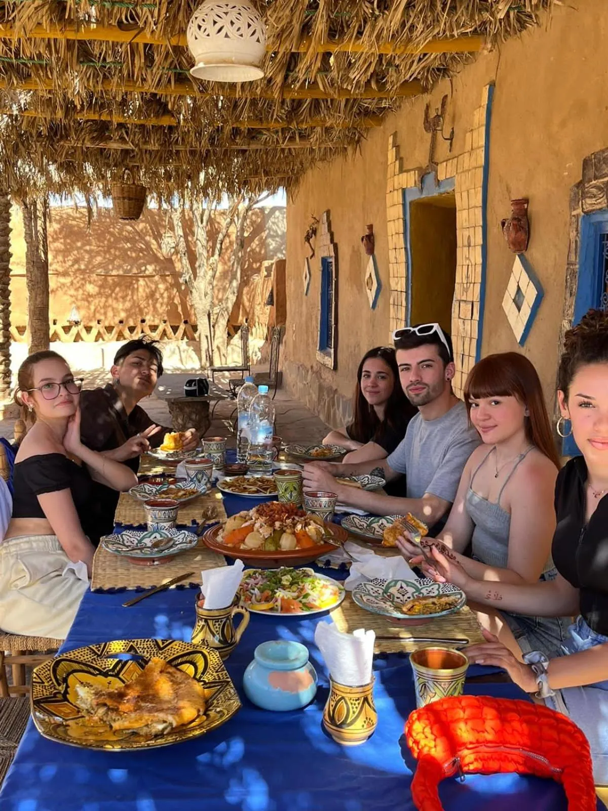 Restaurant/places to eat in kasbah luna del sur