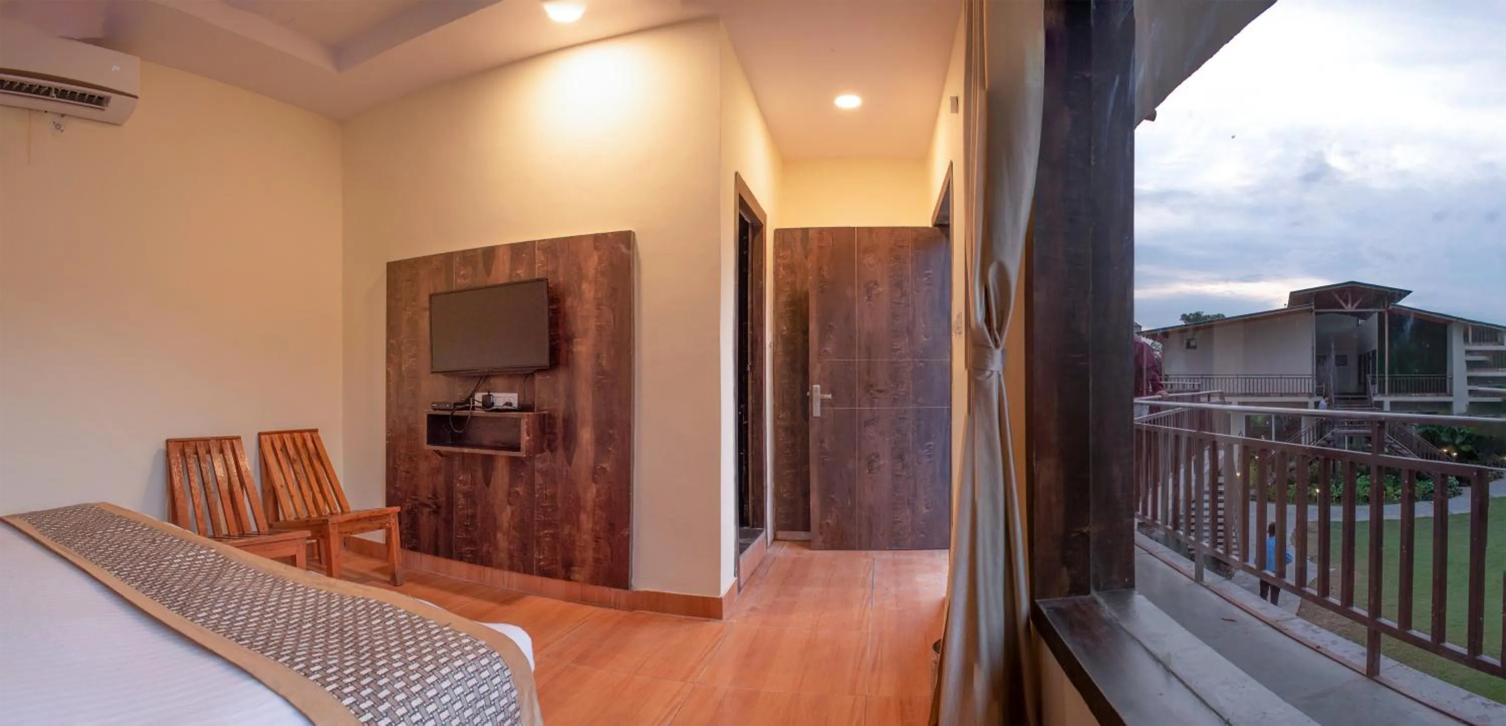 VOW HOTELS AND RESORTS