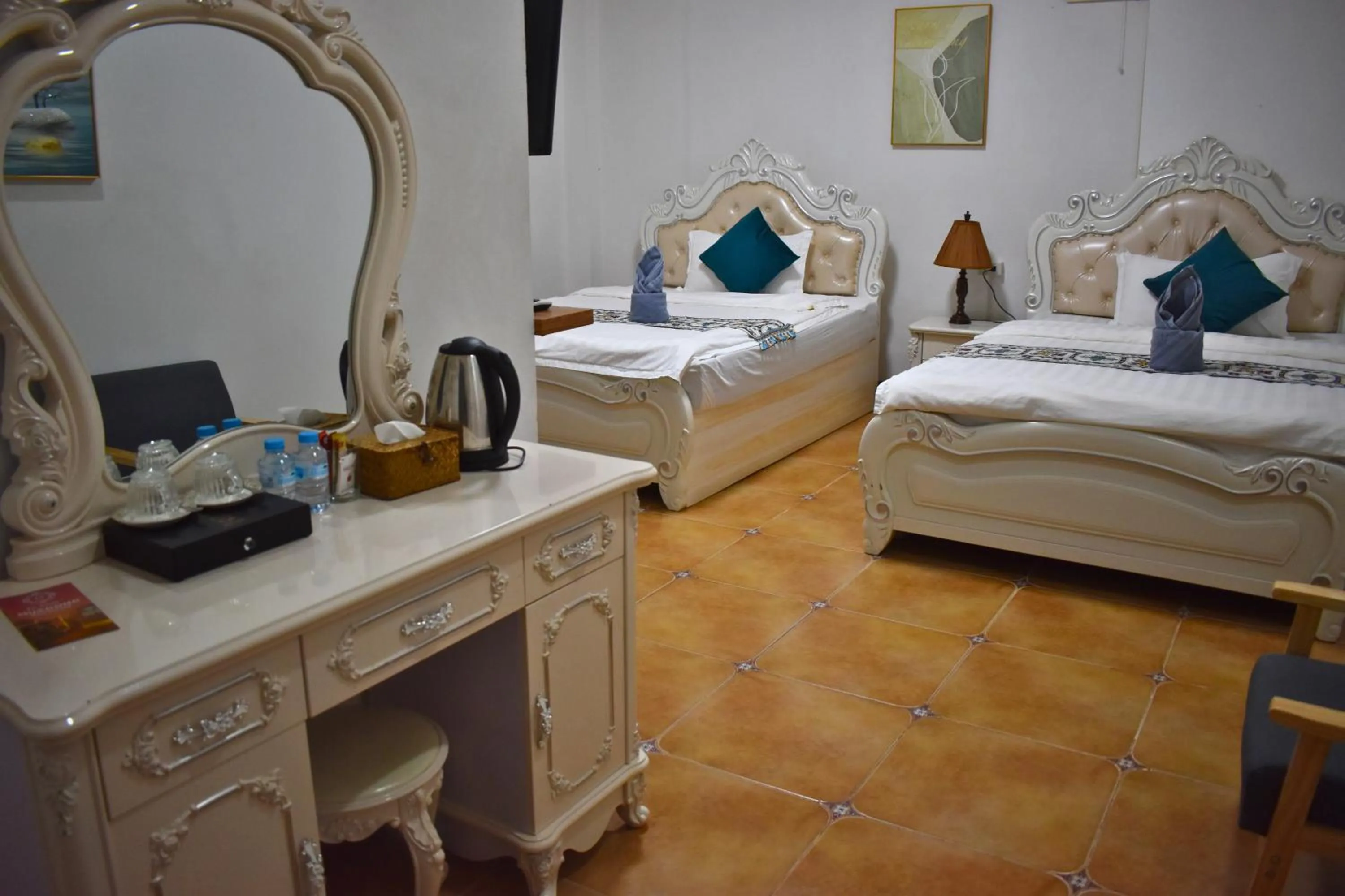 Bed in Monsane villa