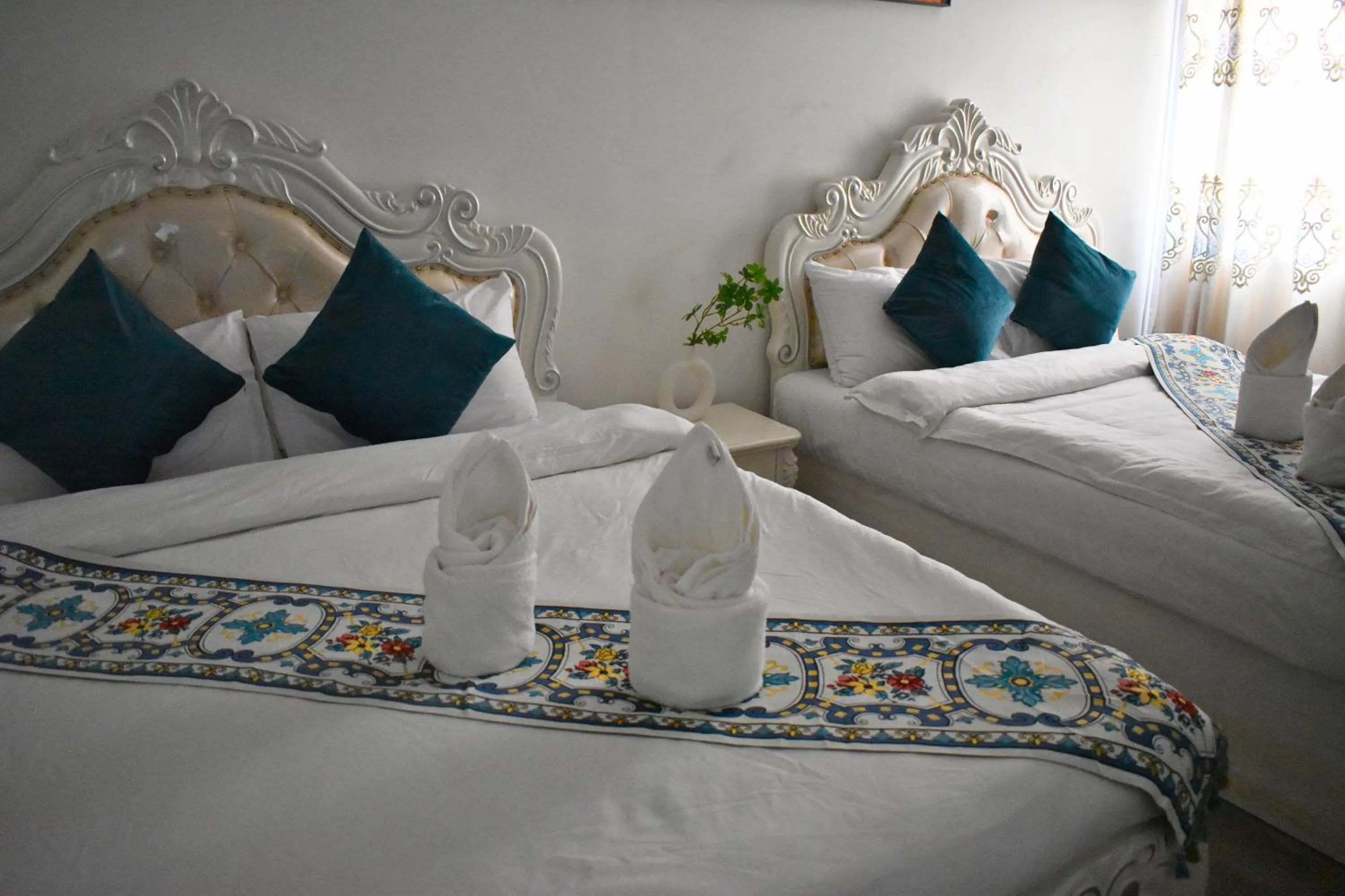 Bed in Monsane villa