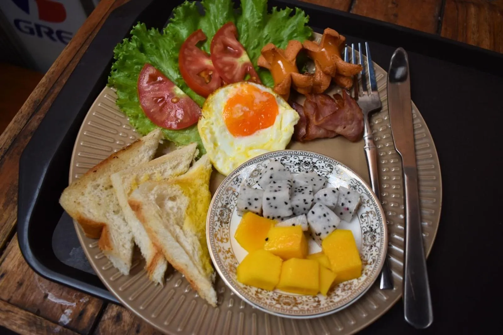 Breakfast in Monsane villa