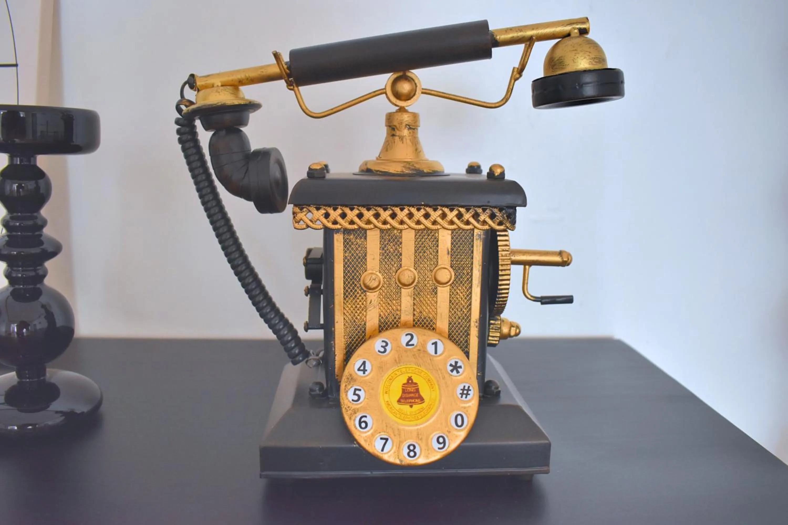 Decorative detail in Monsane villa