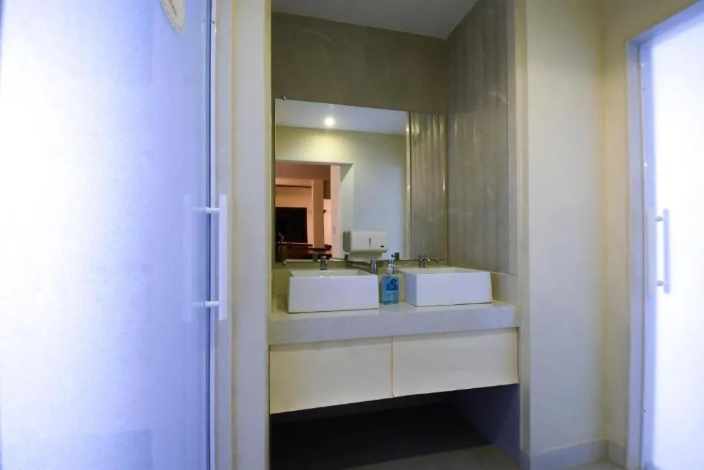 Bathroom in Pousada Paris Hostelli