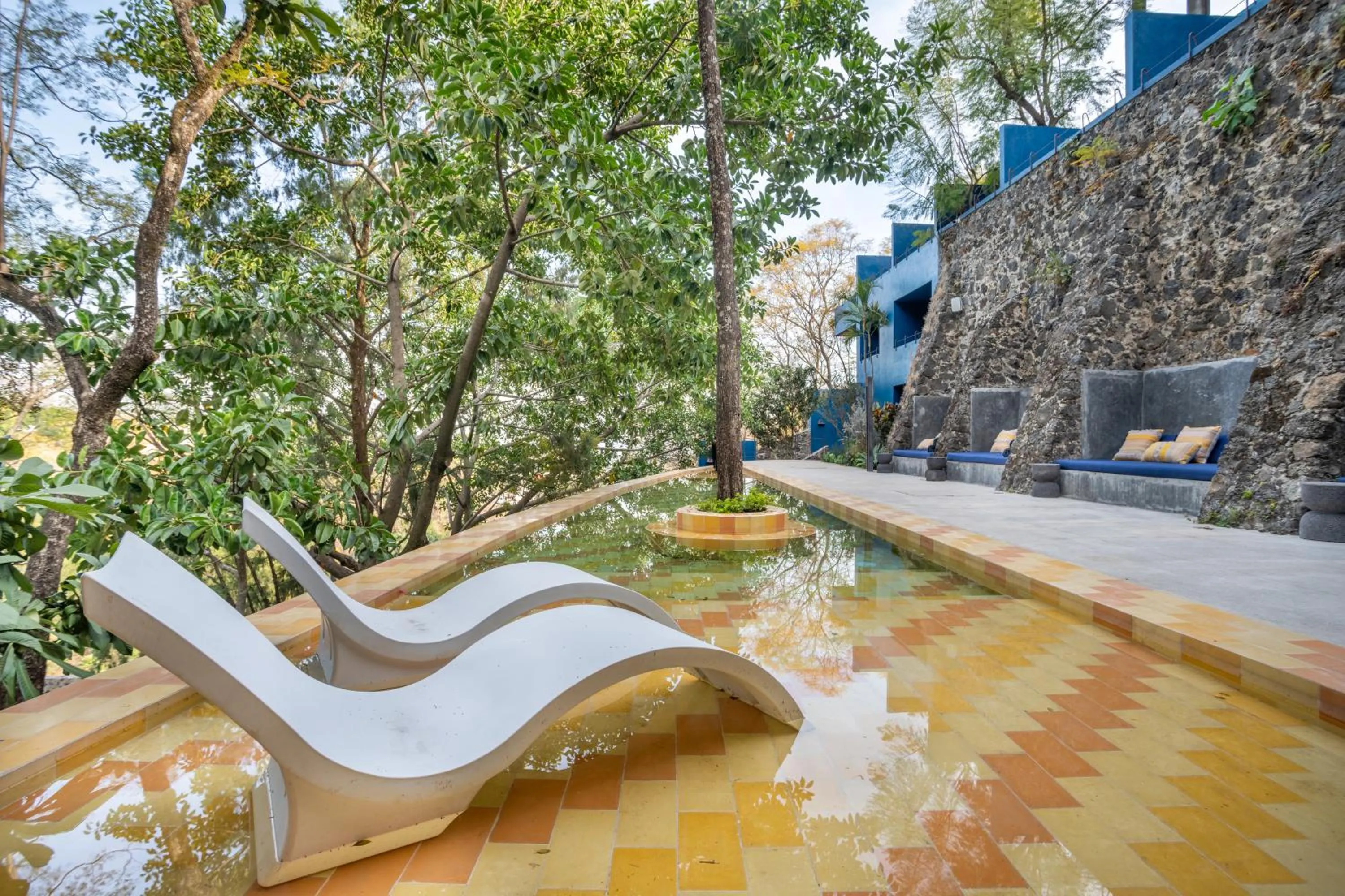 Swimming pool in Casa Cristina Fresh Boutique Hotel