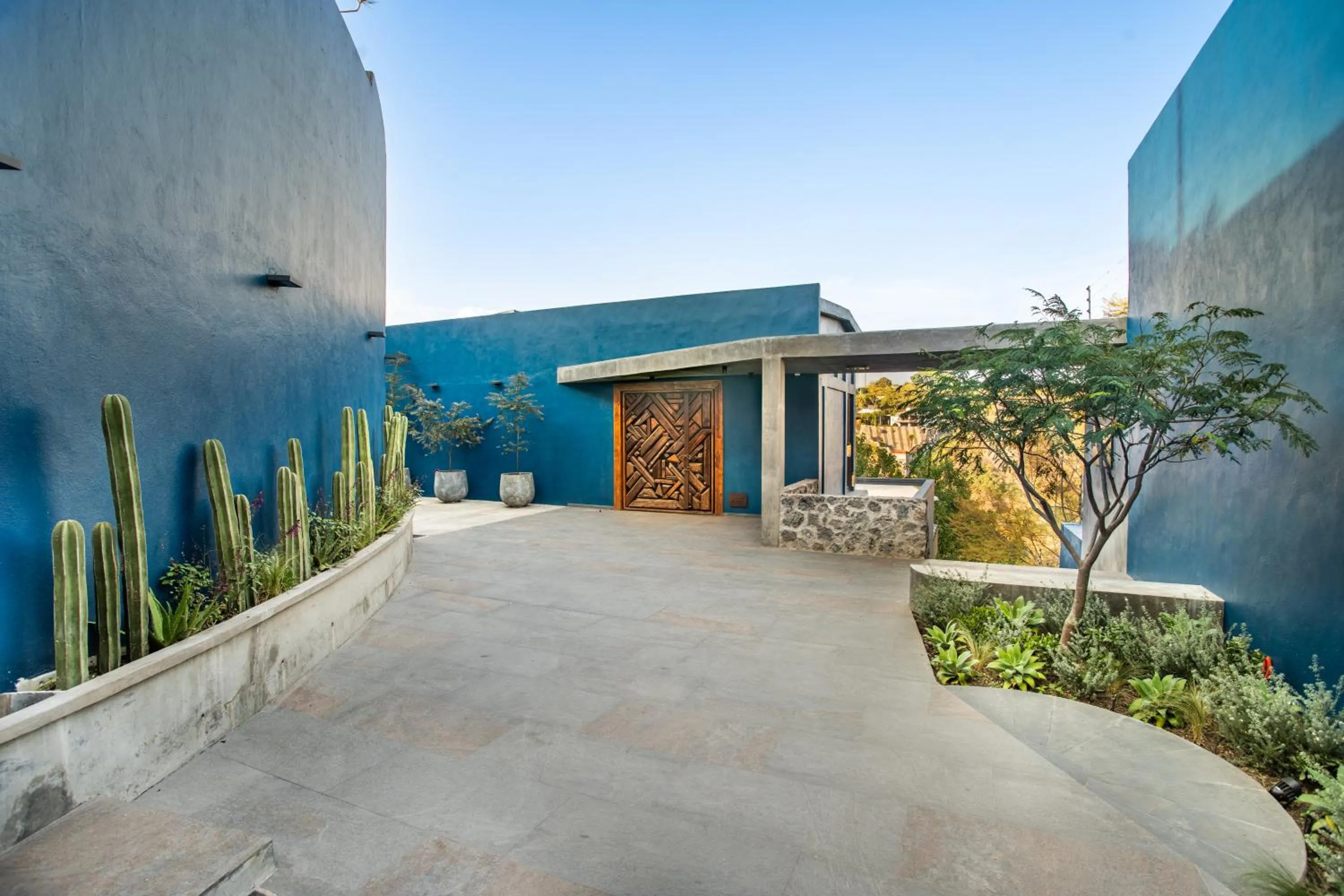 Property building in Casa Cristina Fresh Boutique Hotel