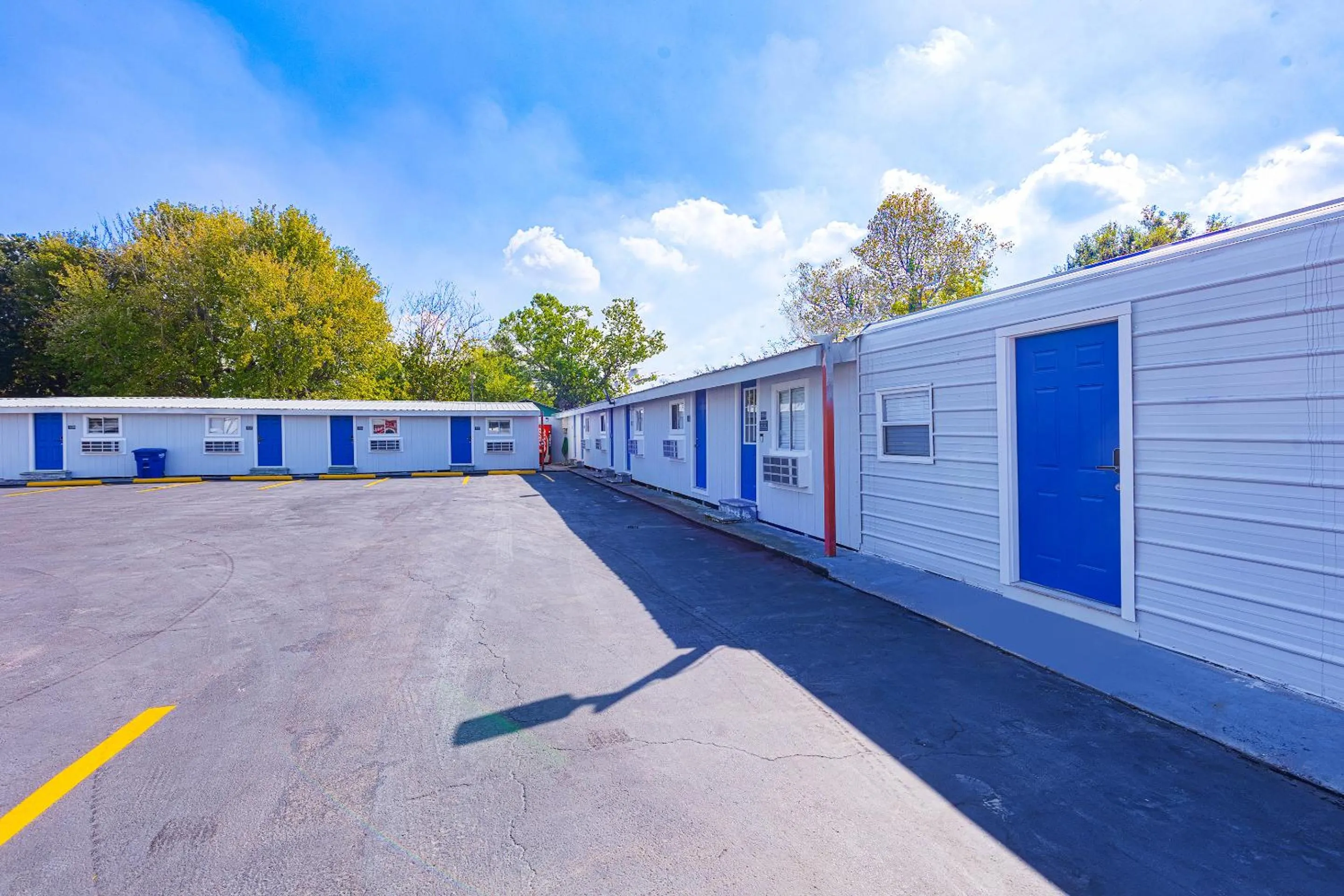 Property building in Sands Inn