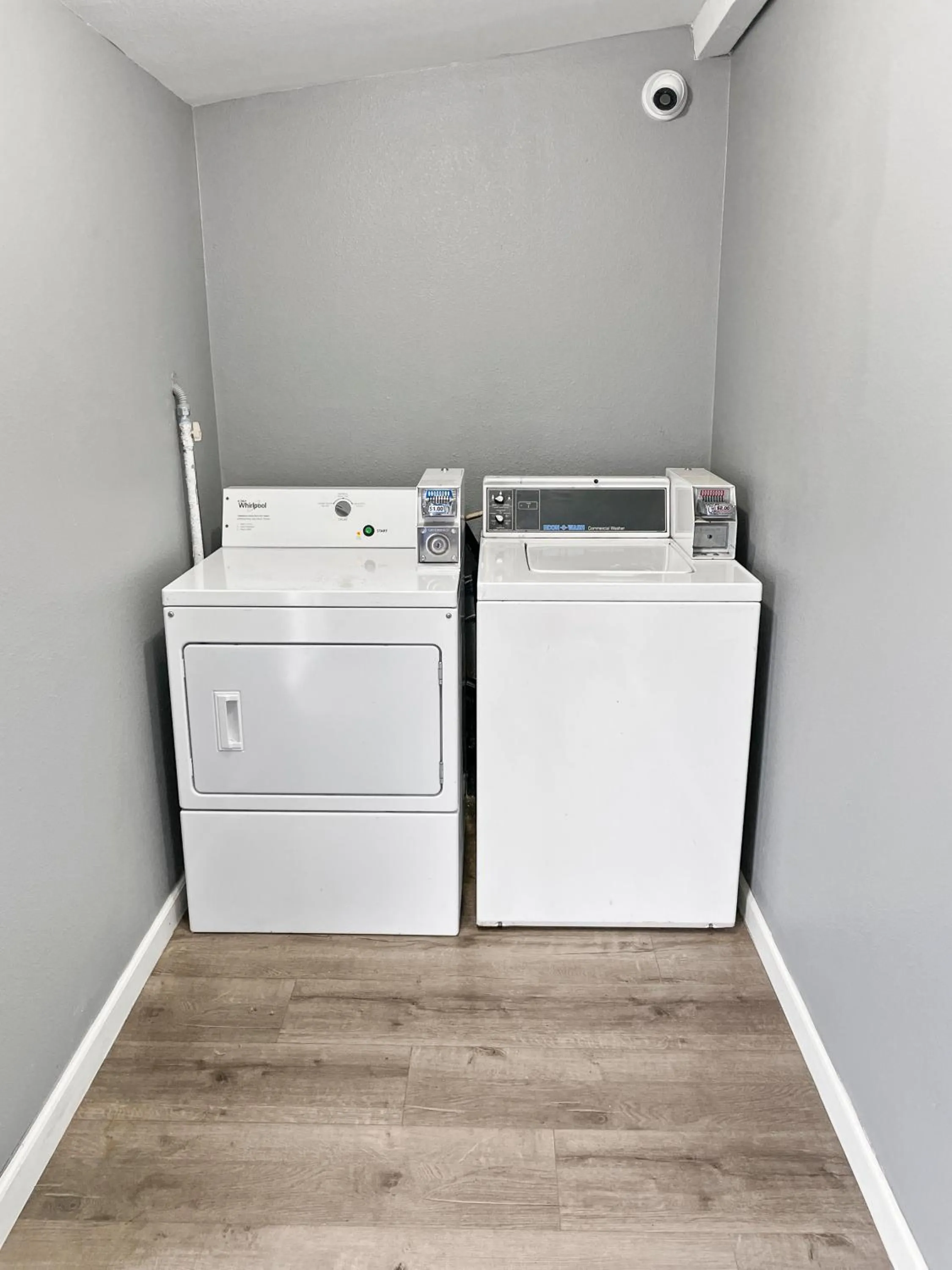 washing machine in Sands Inn