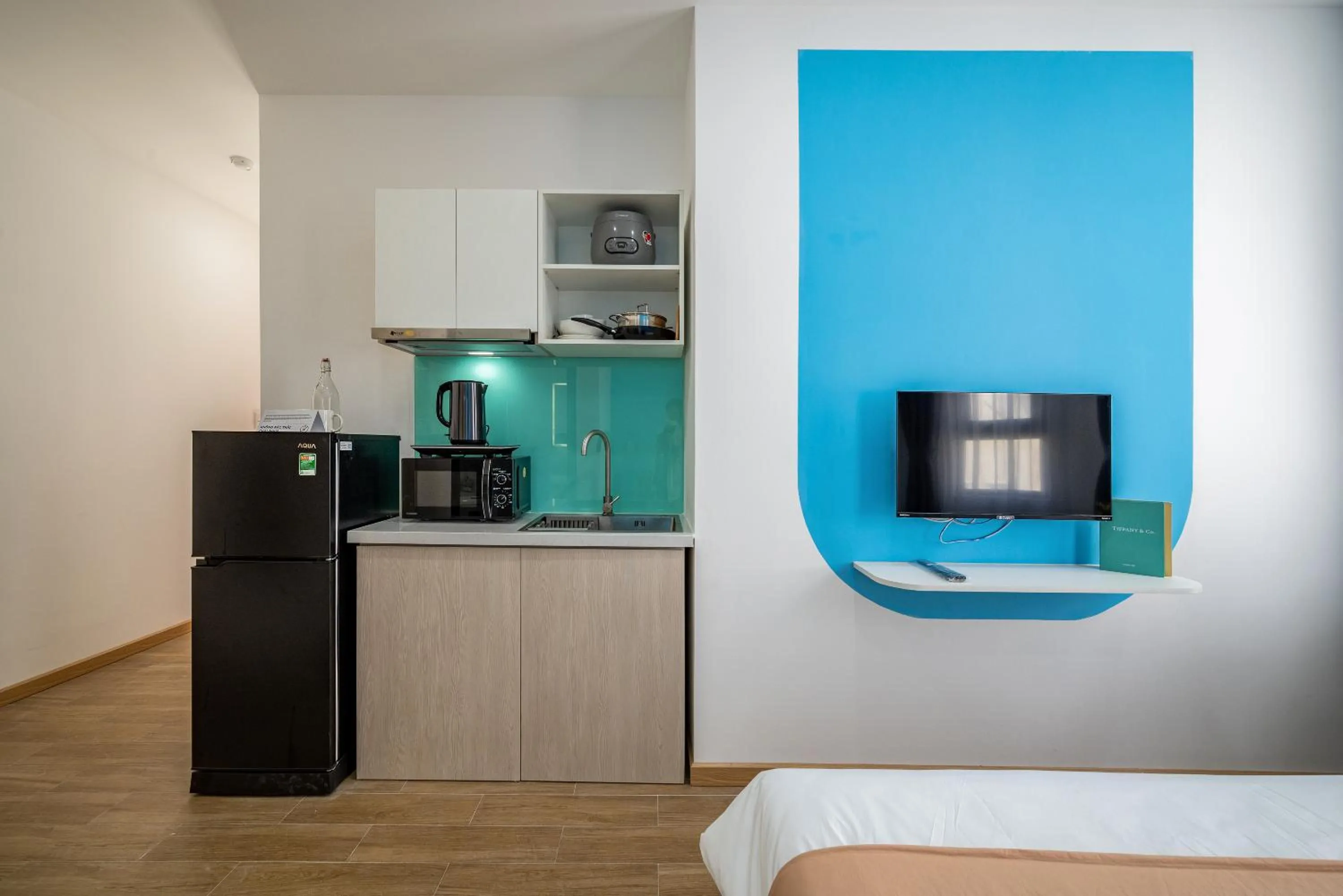 TV and multimedia in Cozrum Homes - Selina Residence