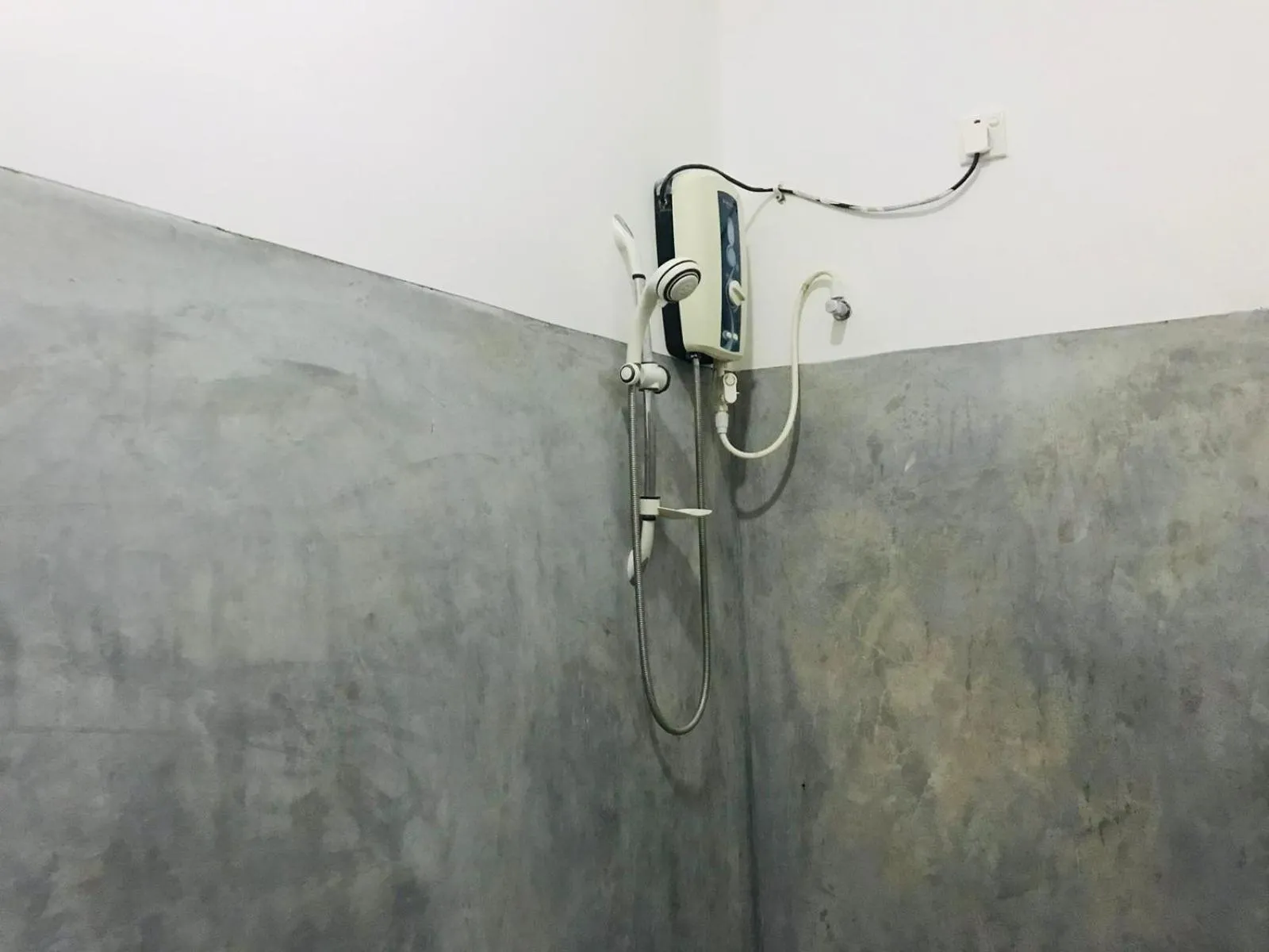 Bathroom in Sea Glow - Tangalle