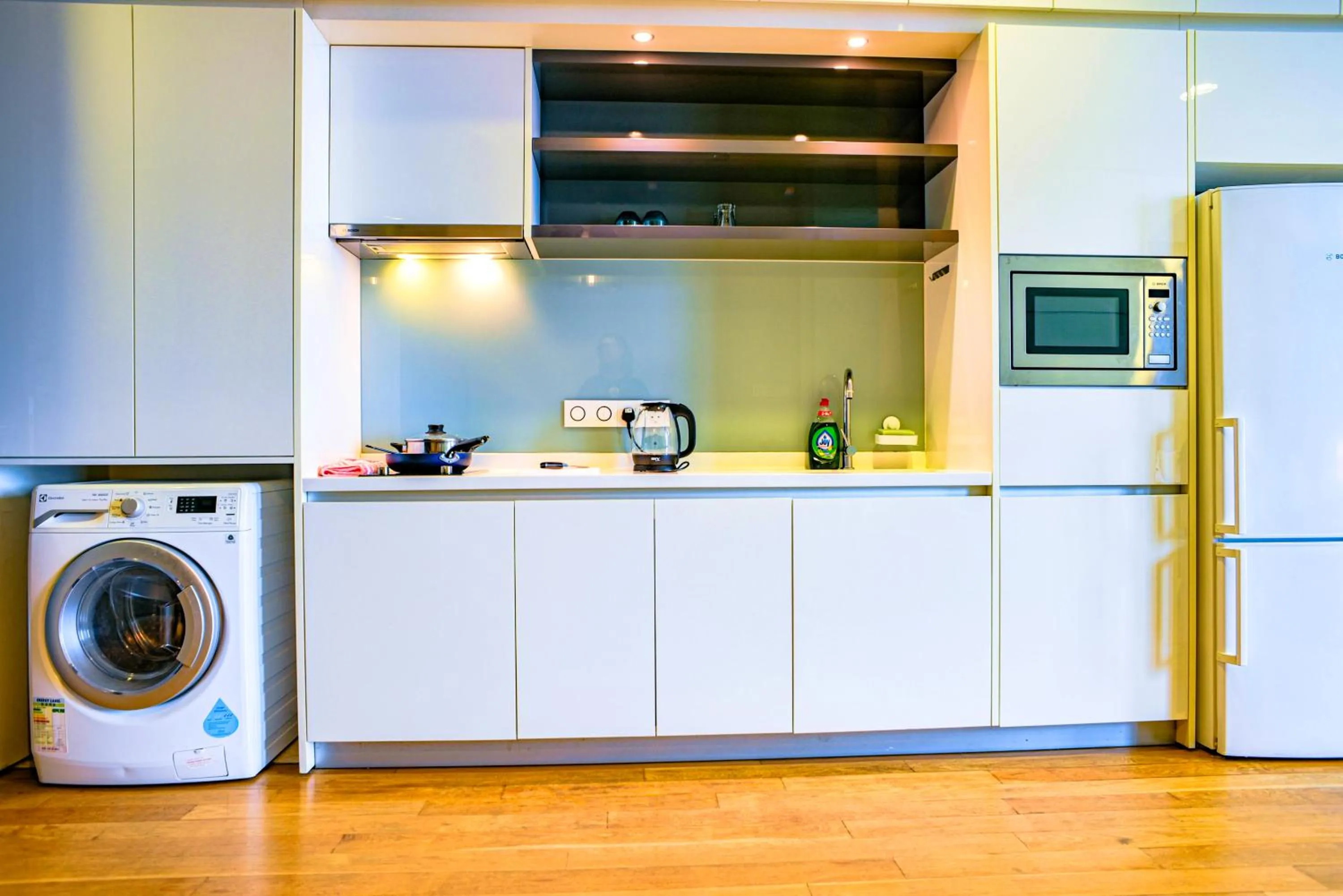 microwave in SKYWARD SUITES at Platinum KLCC