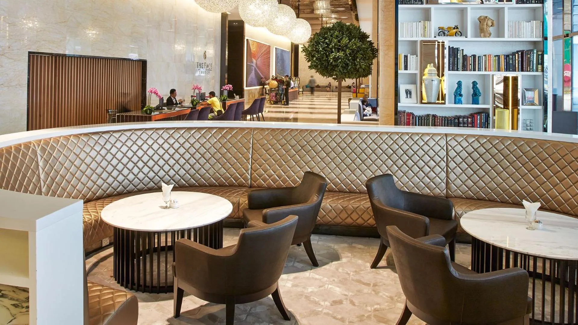 Restaurant/places to eat in SKYWARD SUITES at Platinum KLCC