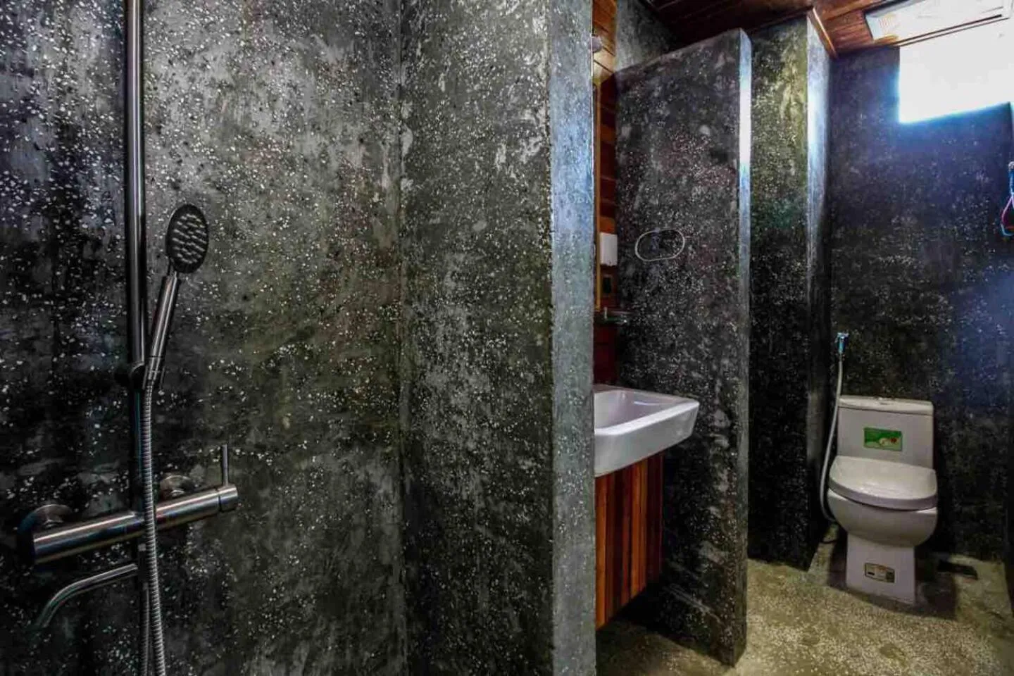 Shower in CHILCHILL Elite Residences BKK2