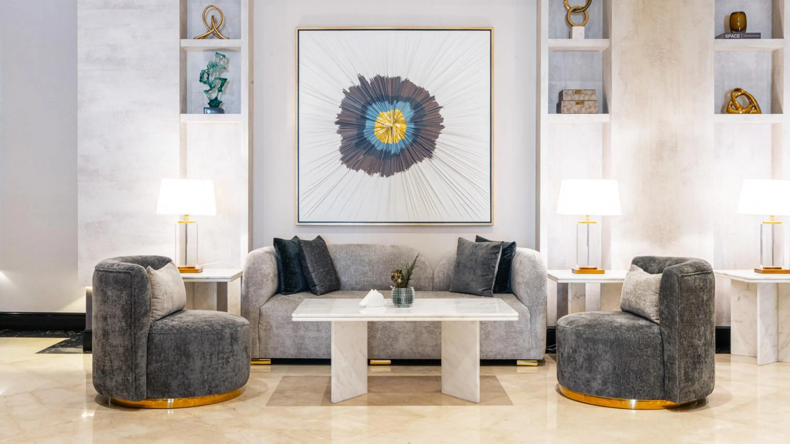 Seating area in Novo Hotel