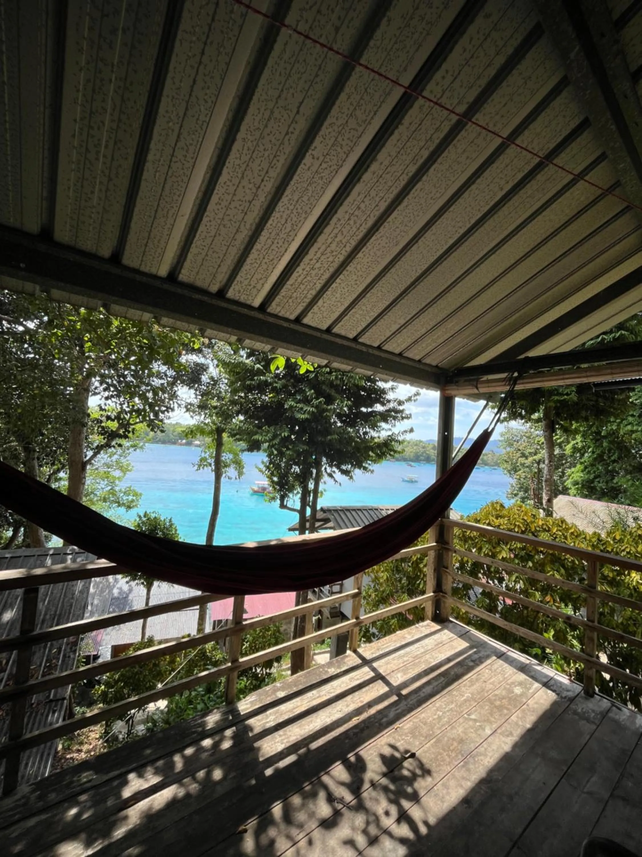 Olala Bungalows and Restaurant