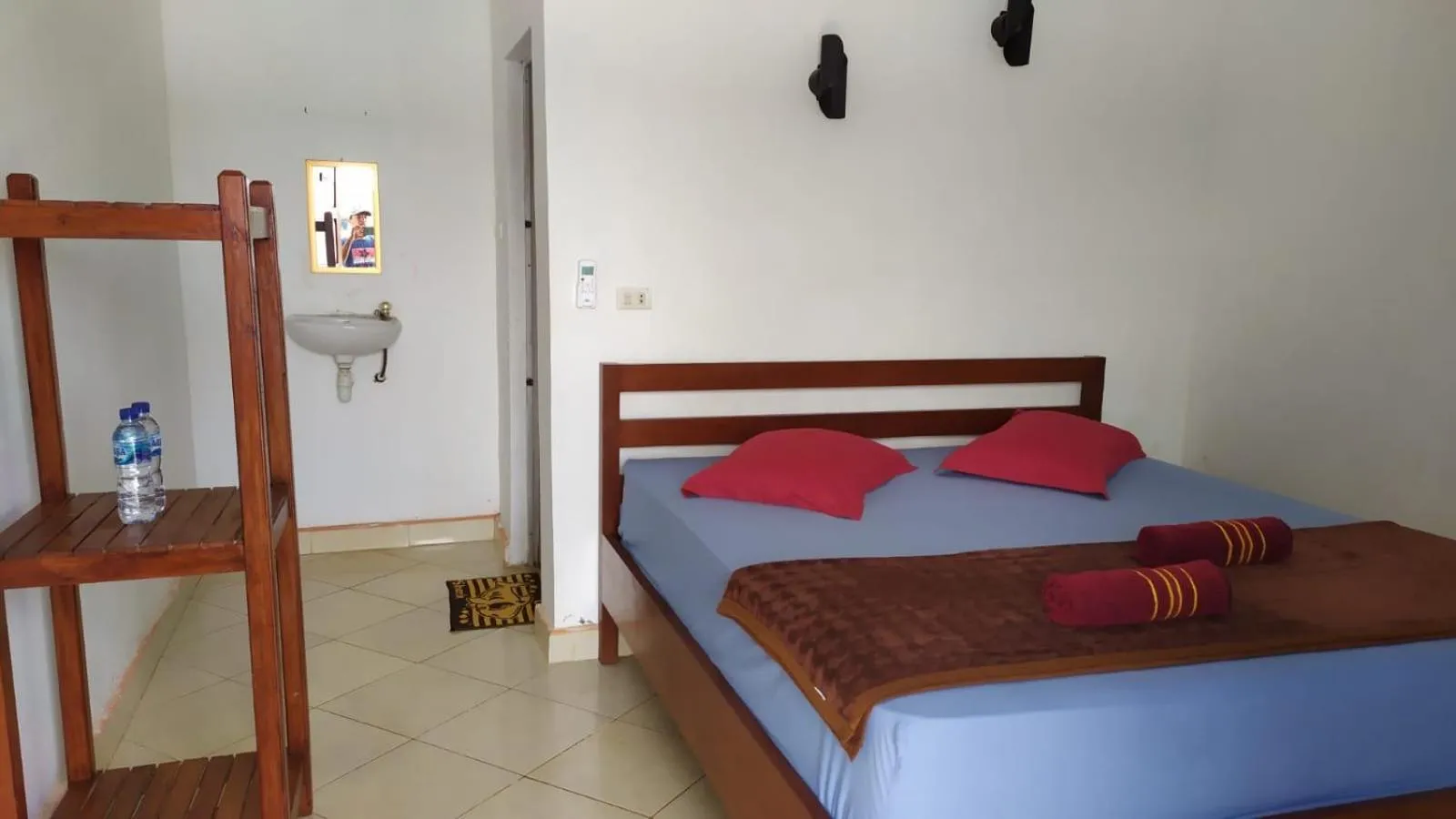 Bed in Olala Bungalows and Restaurant