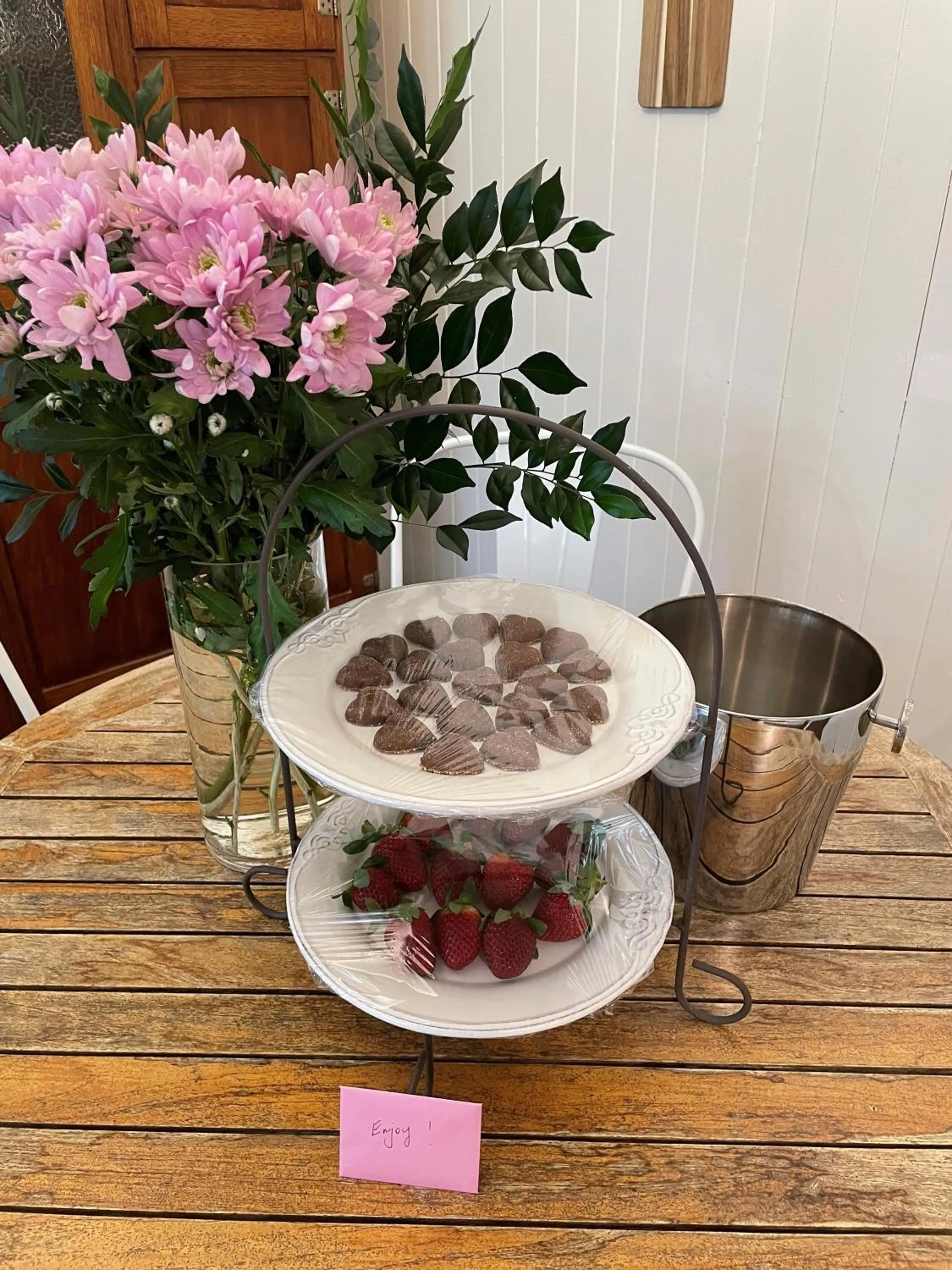 Noosa Hinterland Escape