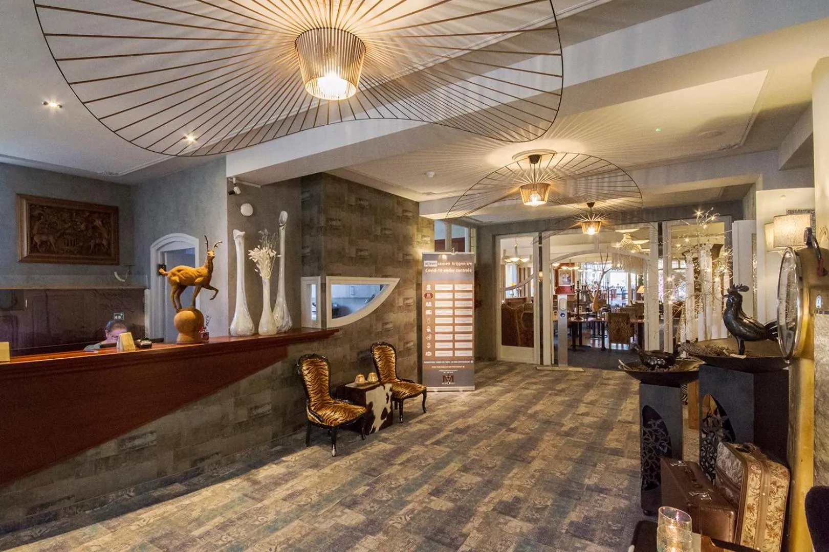 Lobby or reception in Grand Hotel Monopole