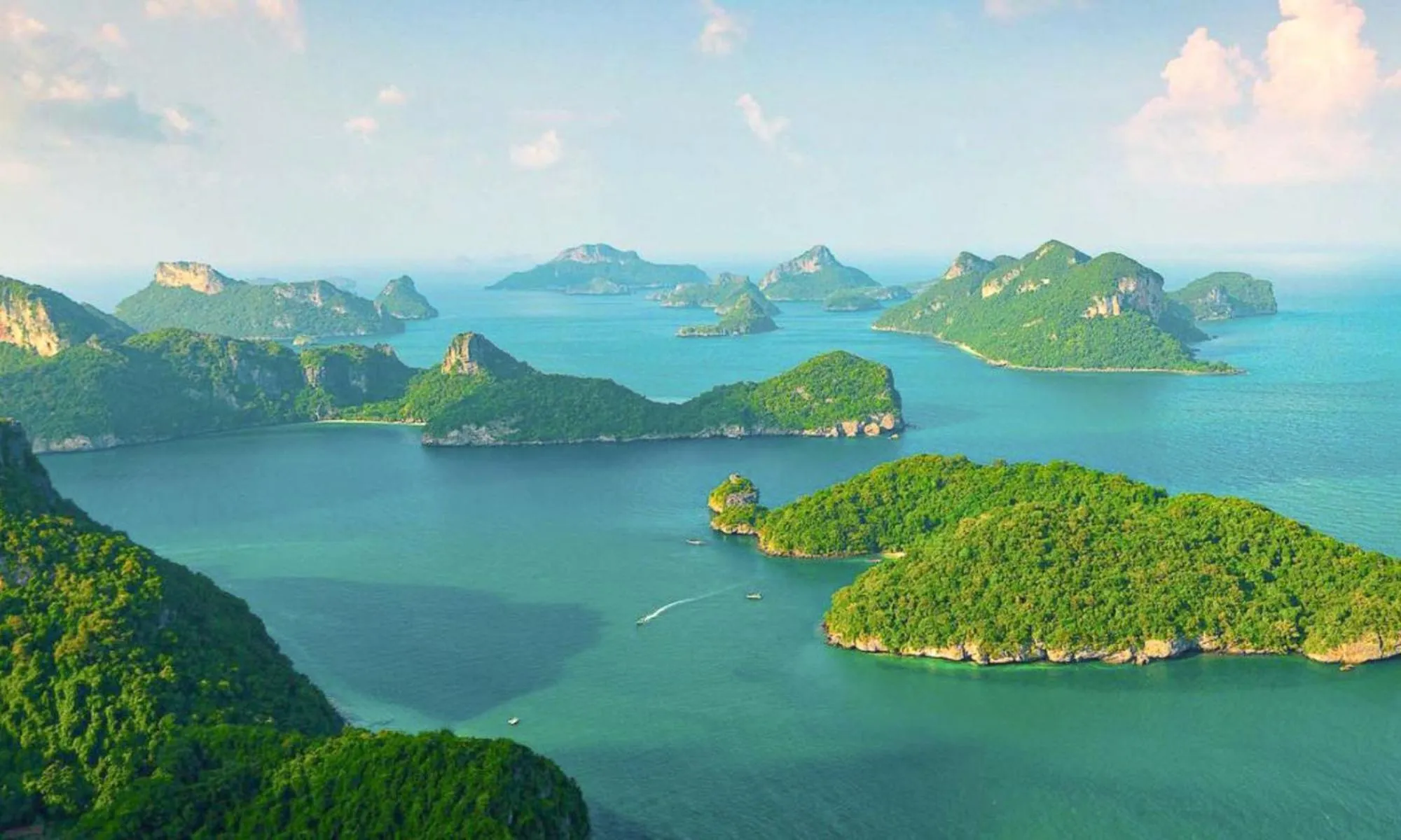 Beach in Marasca Samui - Small Luxury Hotels of the World