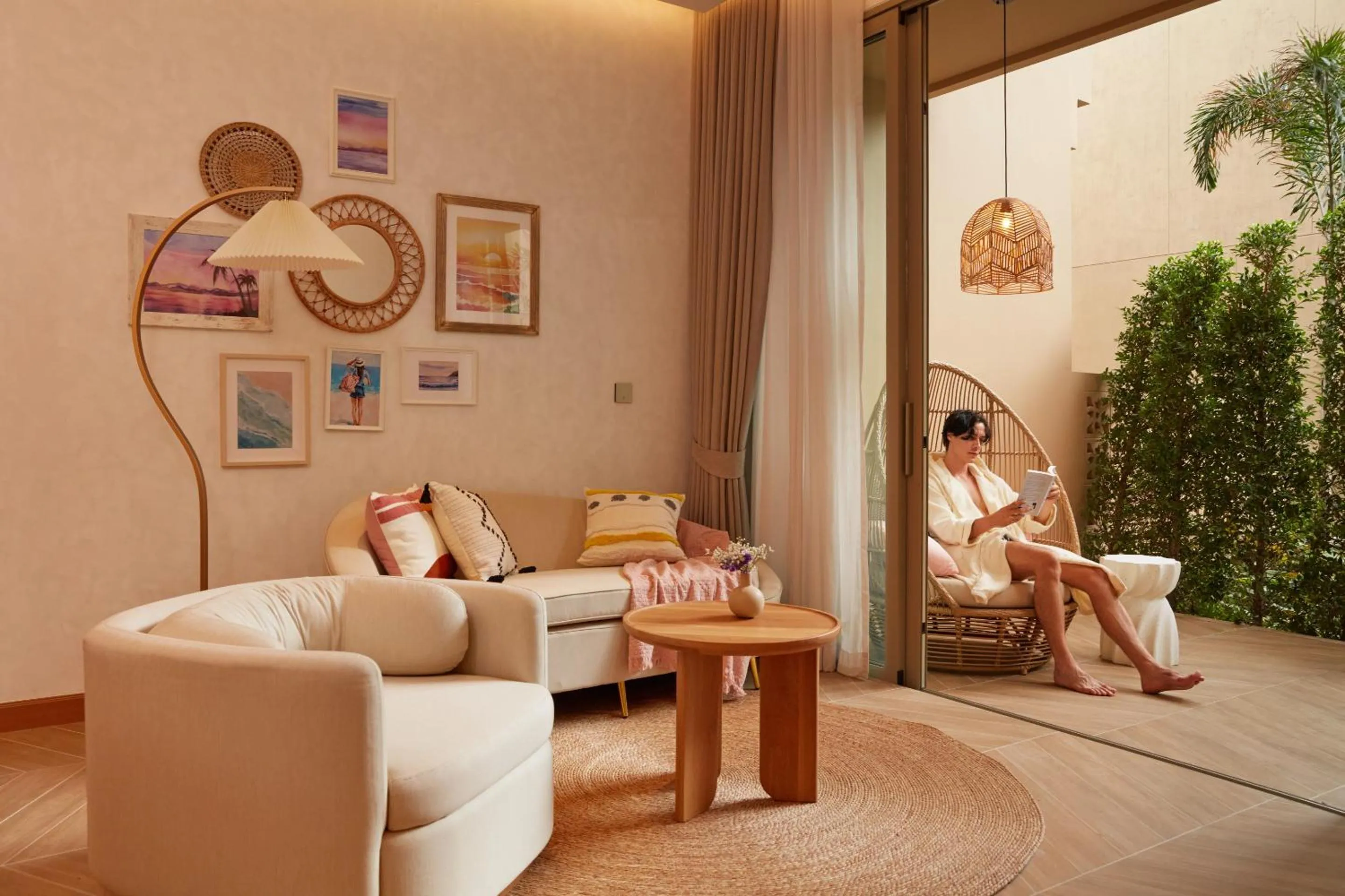 People in Marasca Samui - Small Luxury Hotels of the World