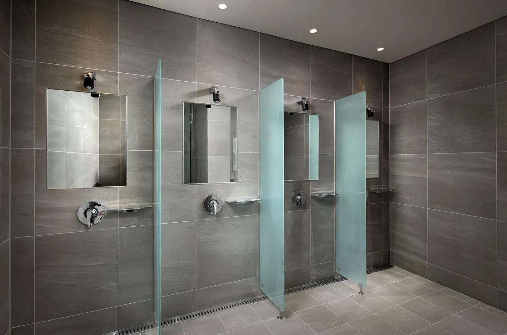 Shower in Shilla Stay Plus Iho Tewoo Ocean Front