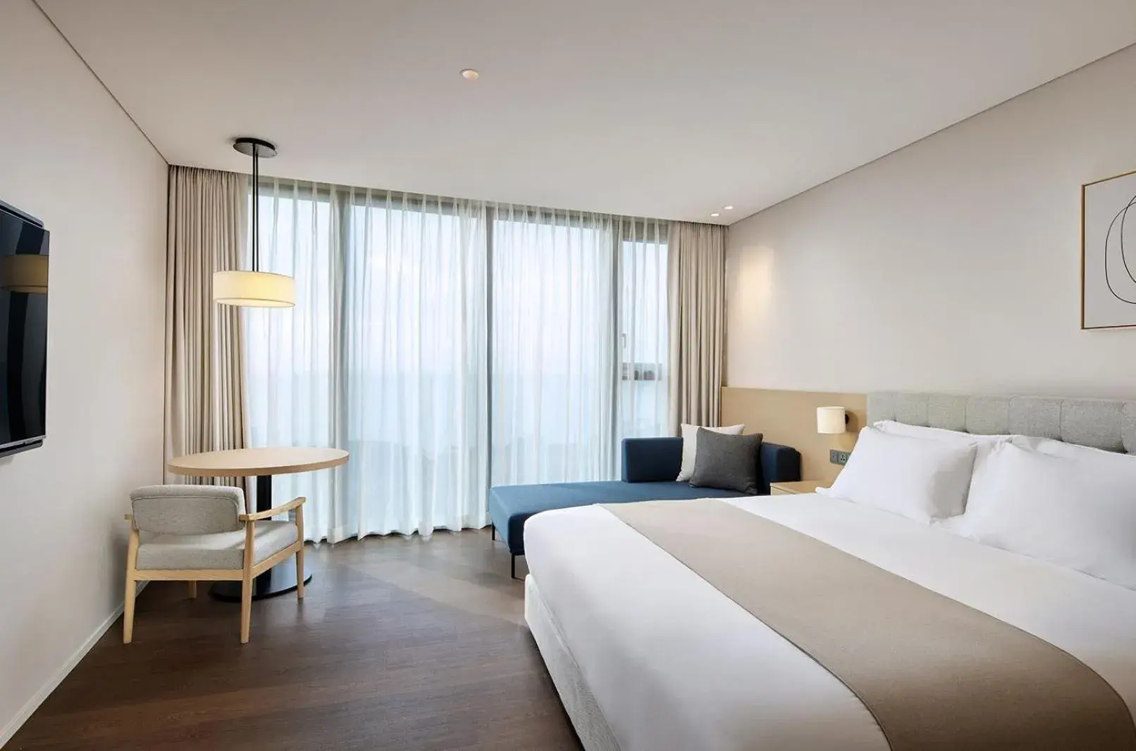 Standard Double Garden View (Limited View) in Shilla Stay Plus Iho Tewoo Ocean Front Standard Double Garden View (Limited View) in Shilla Stay Plus Iho Tewoo Ocean Front