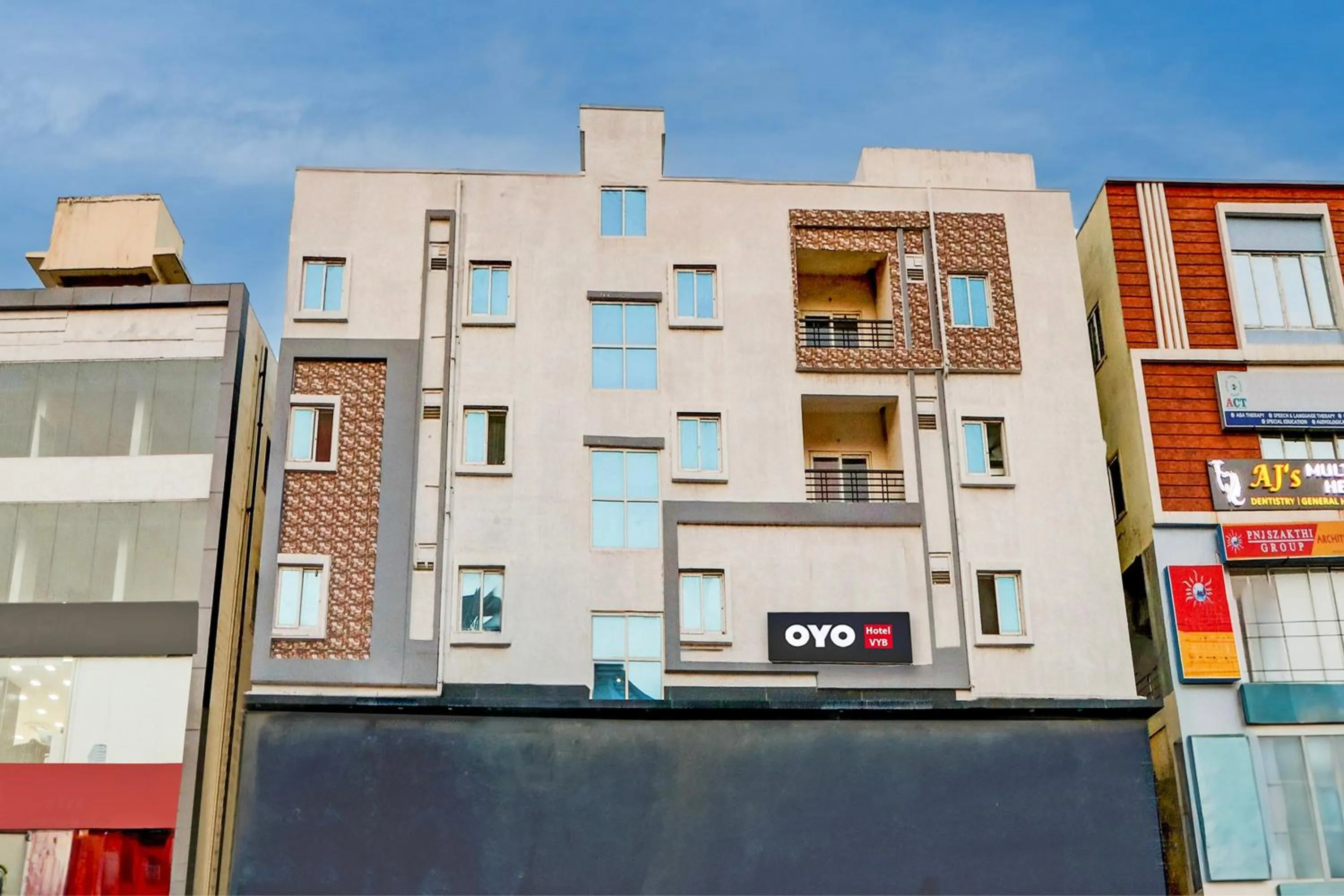 Facade/entrance in Hotel O Vyb Hotels