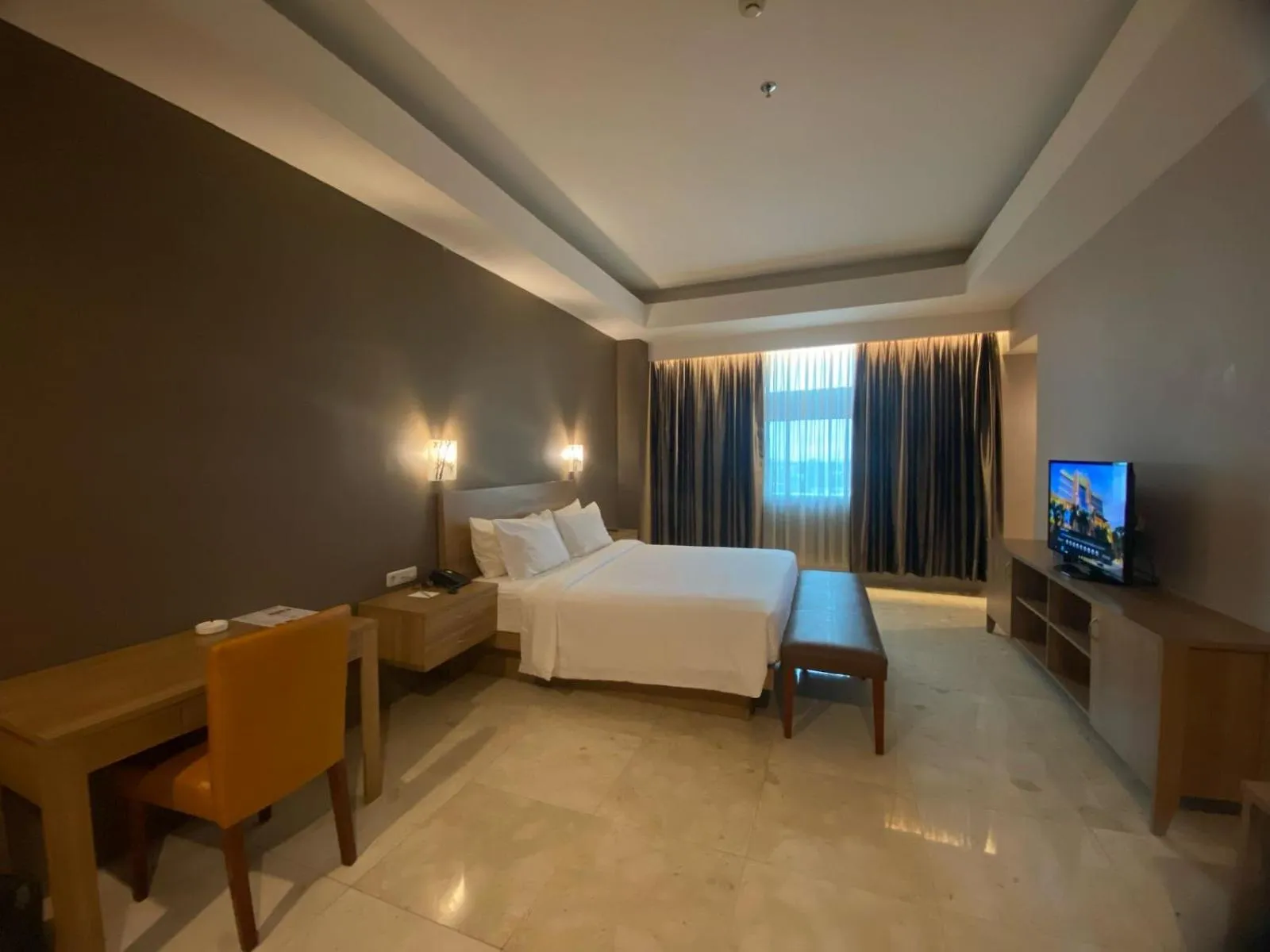 Bedroom, Bed in Grand Zuri Pematangsiantar