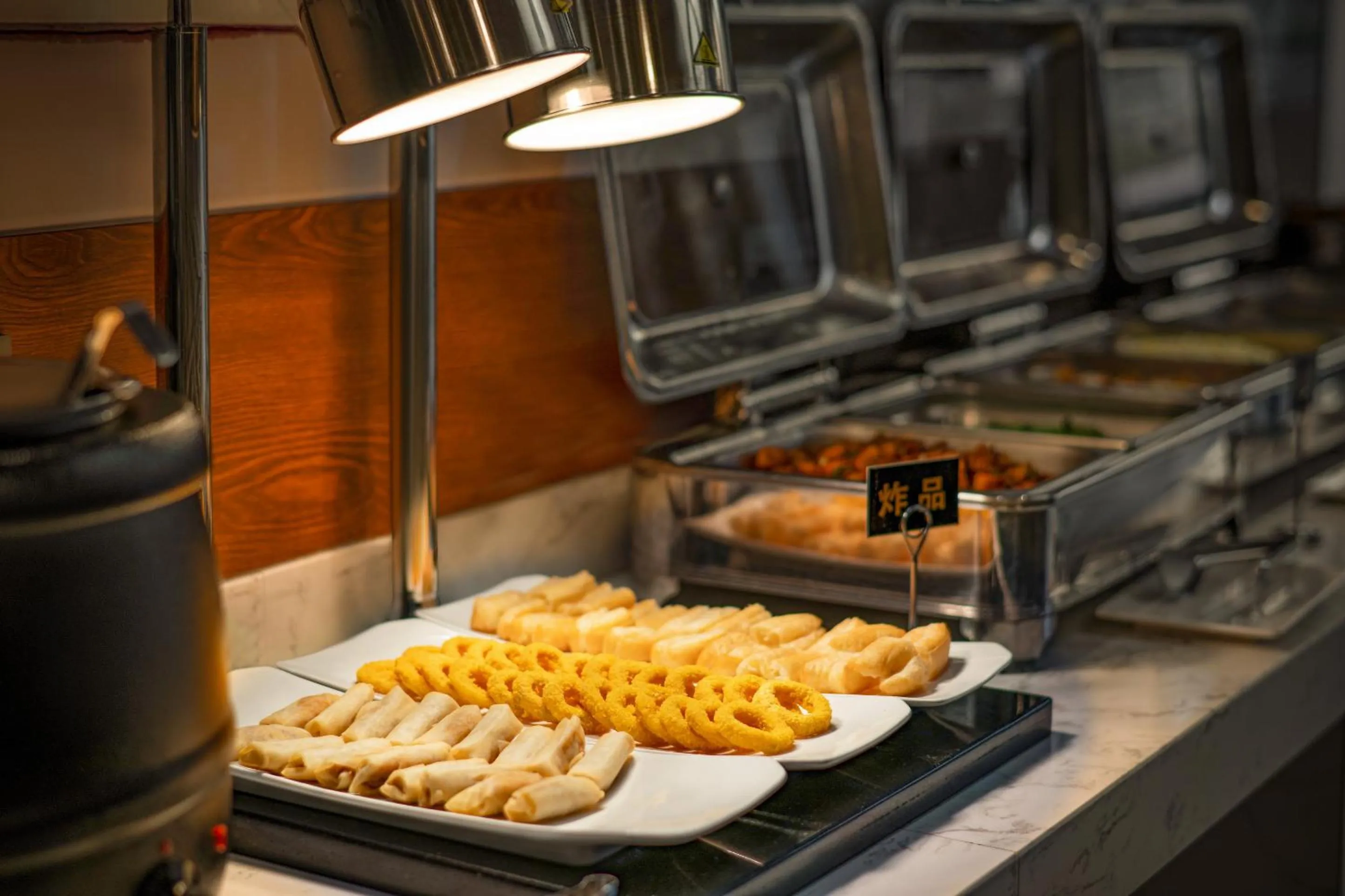 Restaurant/places to eat in Nostalgia S Hotel Kunming Old Street