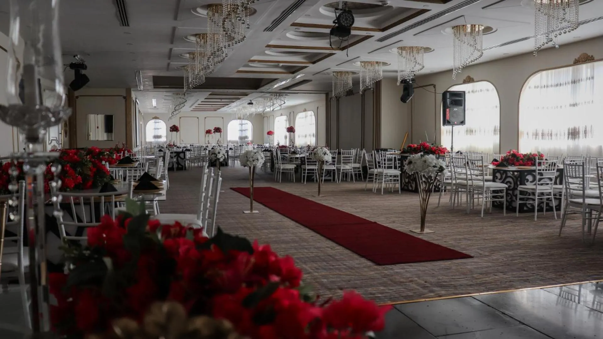 Banquet/Function facilities in Sandy palace Hotel