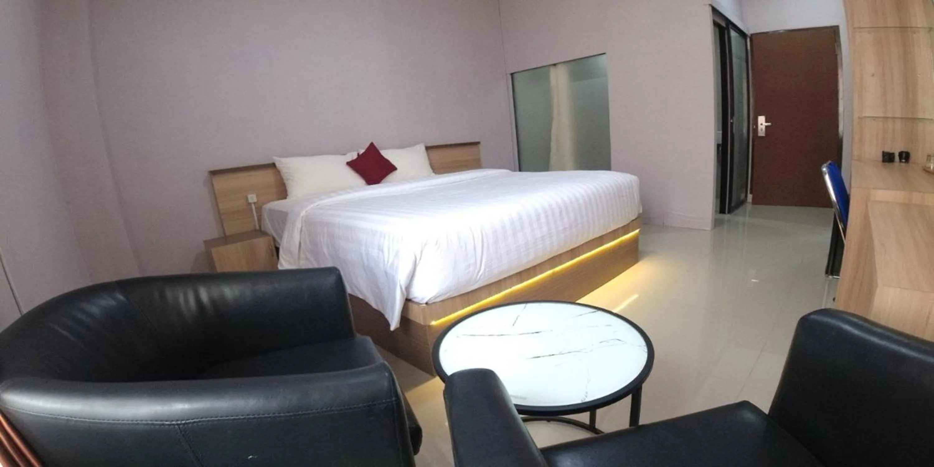 Bed in Great Cokro Edotel Lampung