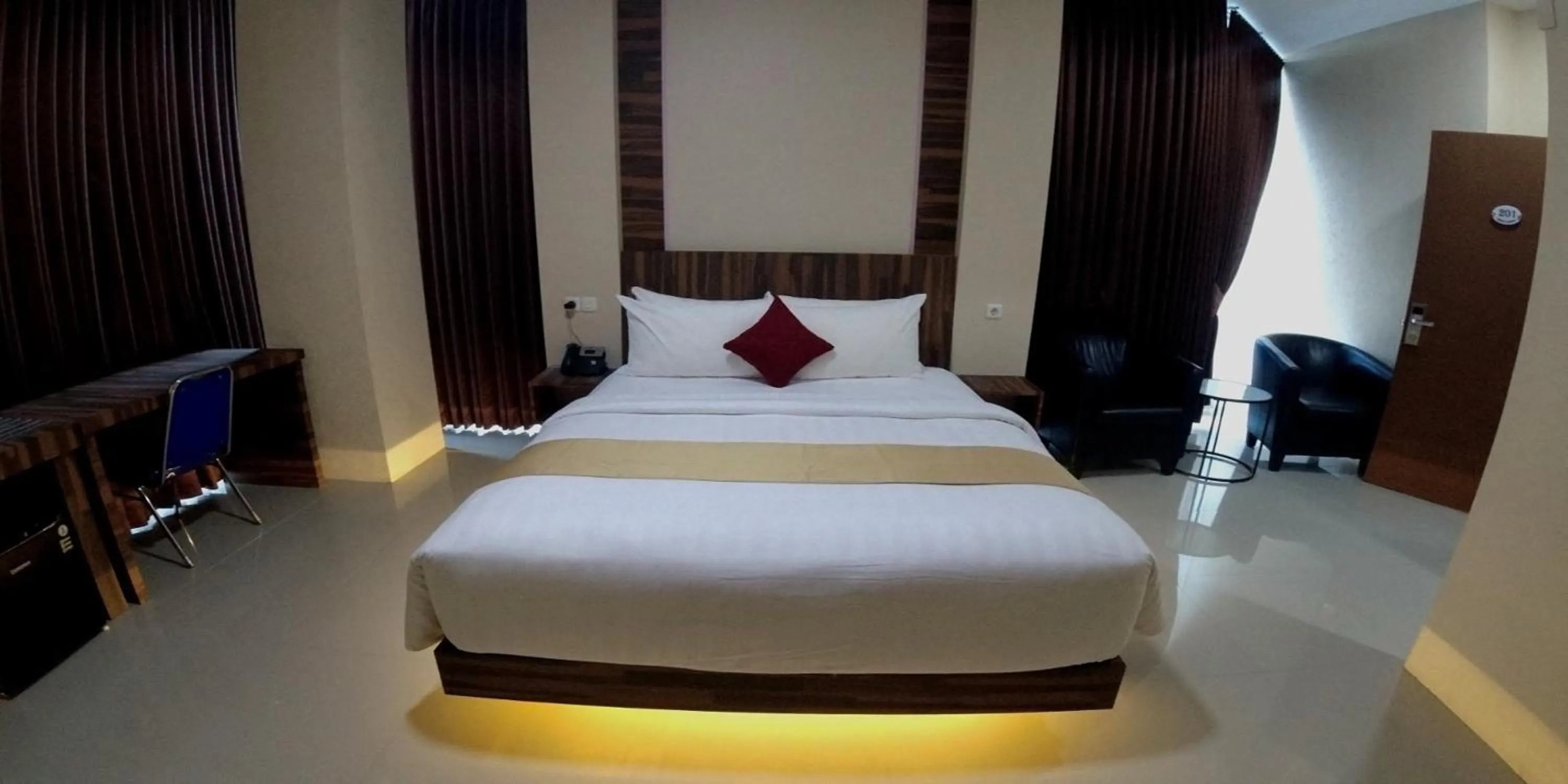 Bed in Great Cokro Edotel Lampung