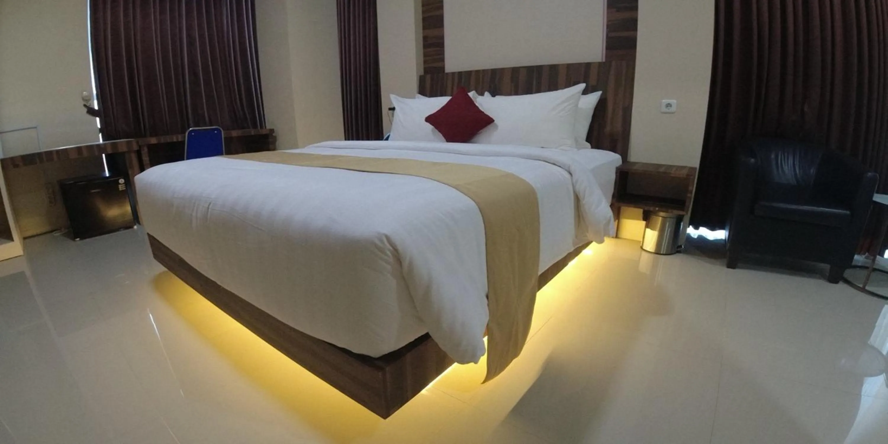 Bed in Great Cokro Edotel Lampung
