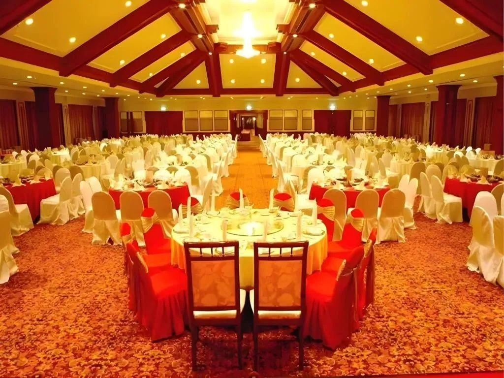 The CentrePoint Hotel