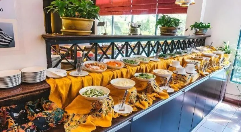 The CentrePoint Hotel