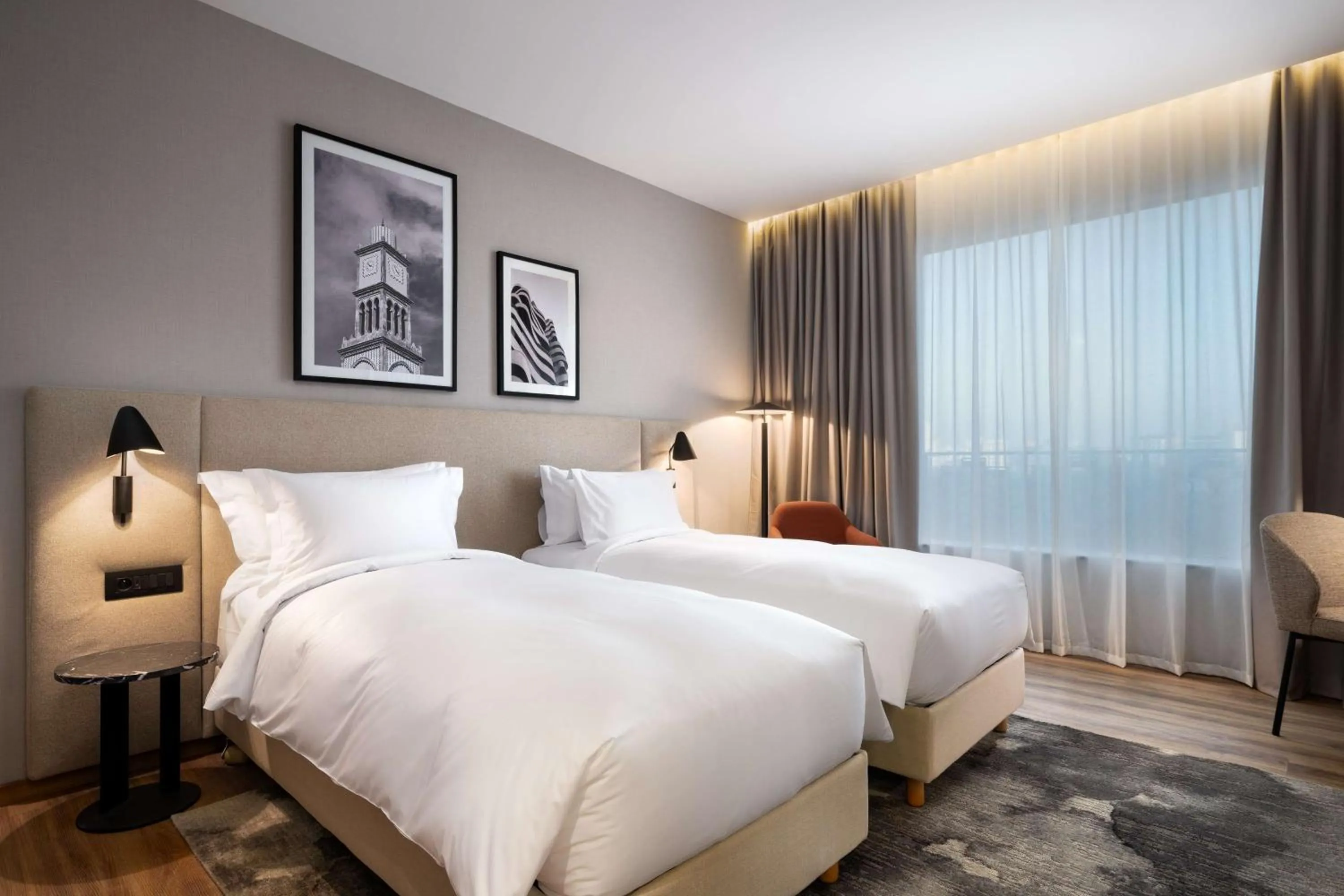 Bedroom, Bed in Radisson Hotel Casablanca Gauthier La Citadelle