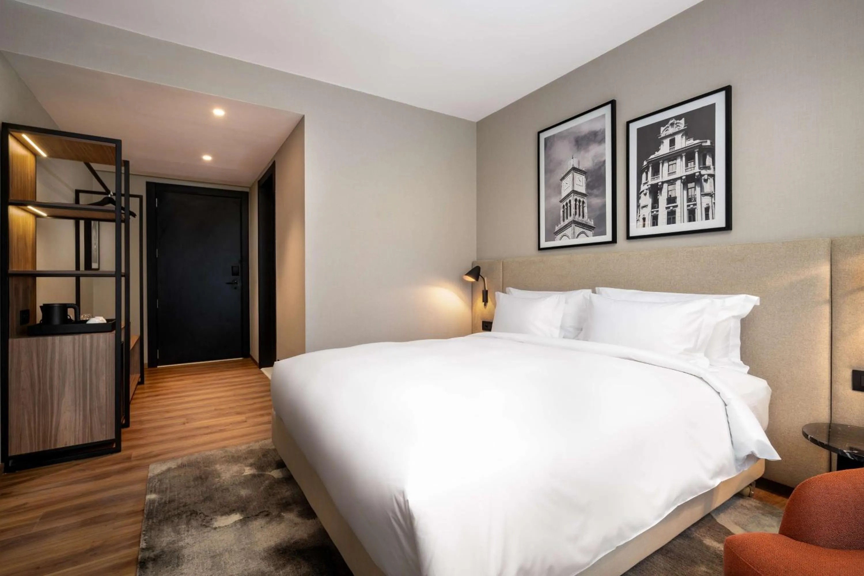 Bedroom, Bed in Radisson Hotel Casablanca Gauthier La Citadelle