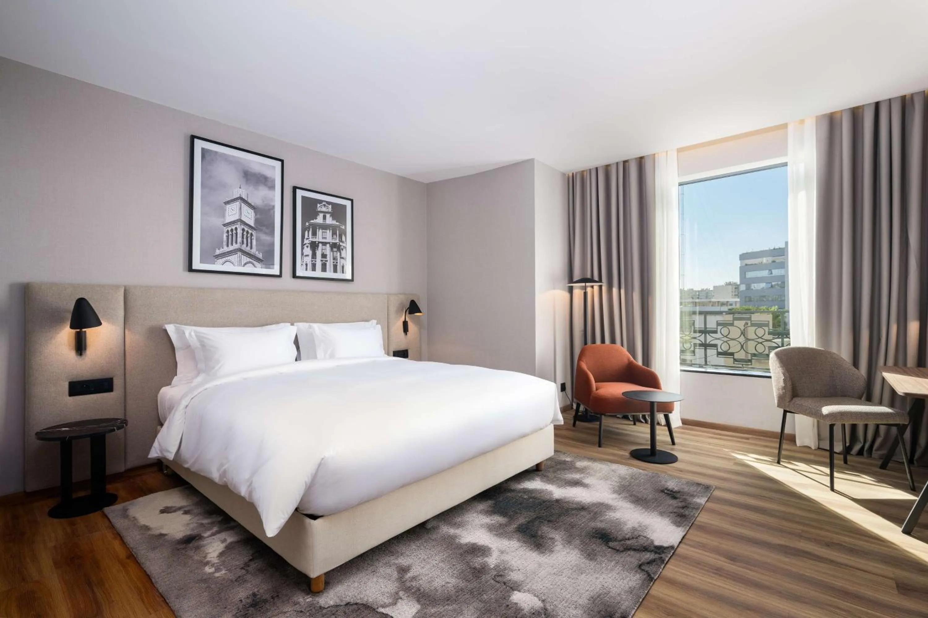 Bedroom, Bed in Radisson Hotel Casablanca Gauthier La Citadelle