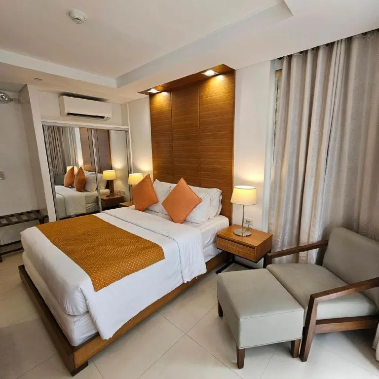 Bed in Pontefino Hotel and Residences