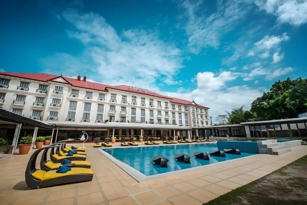 Pontefino Hotel and Residences