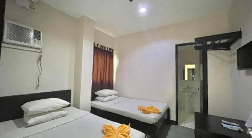 Bed in Boracay Travelodge Beach Resort