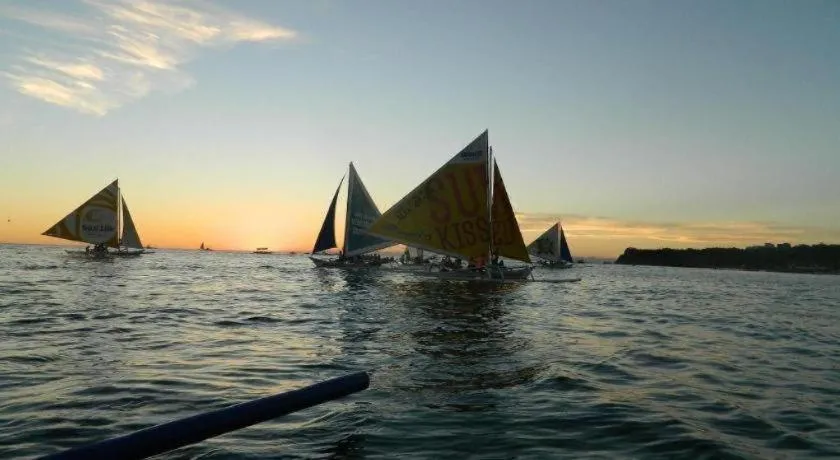 Boracay Travelodge Beach Resort