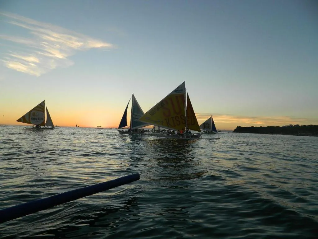 Boracay Travelodge Beach Resort