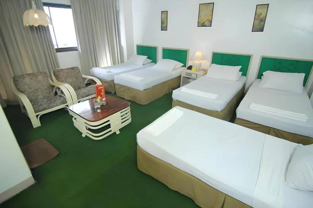 Bed in Hotel Supreme