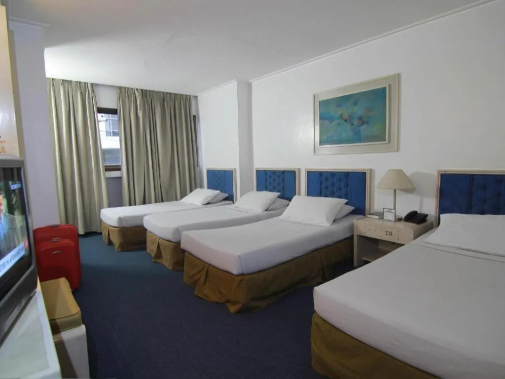 Bed in Hotel Supreme