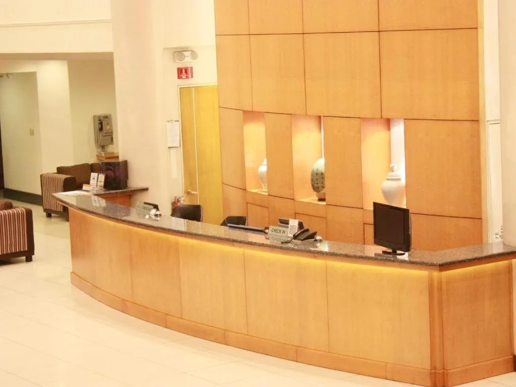 Hotel Supreme Convention Plaza