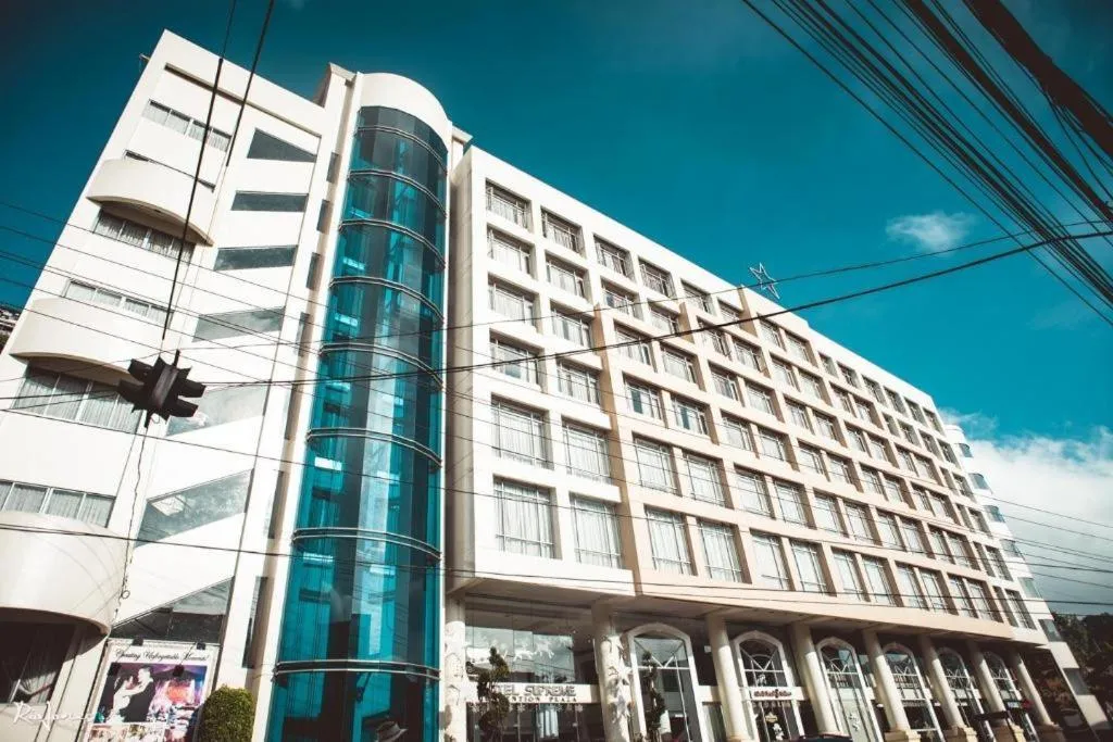 Hotel Supreme Convention Plaza