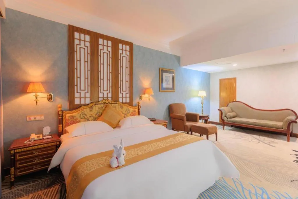 Bed in Greatwall Hotel - Zhengzhou