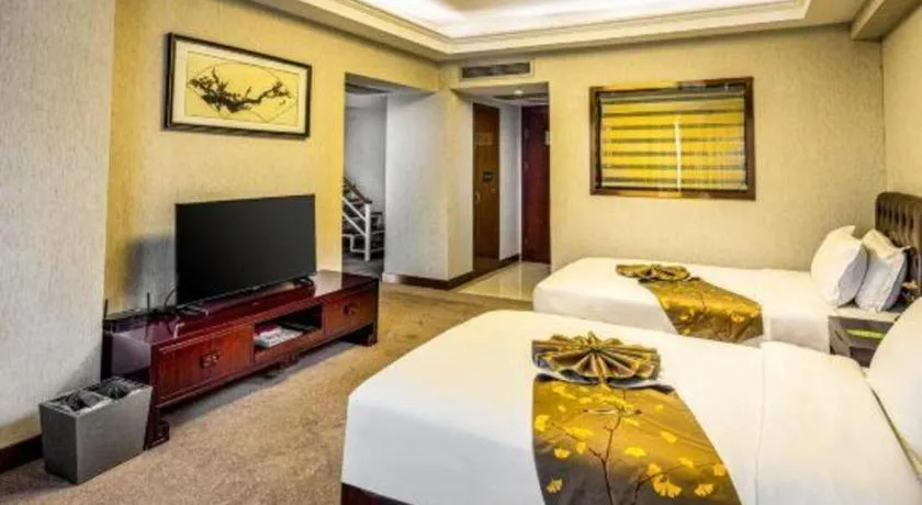 Bed in Xian Empress Hotel