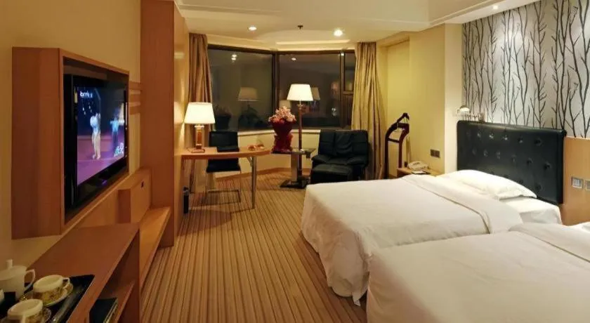 Bed in Xian Empress Hotel